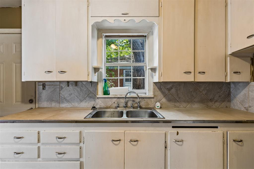 1404 Ne 39th Street Property Photo 13
