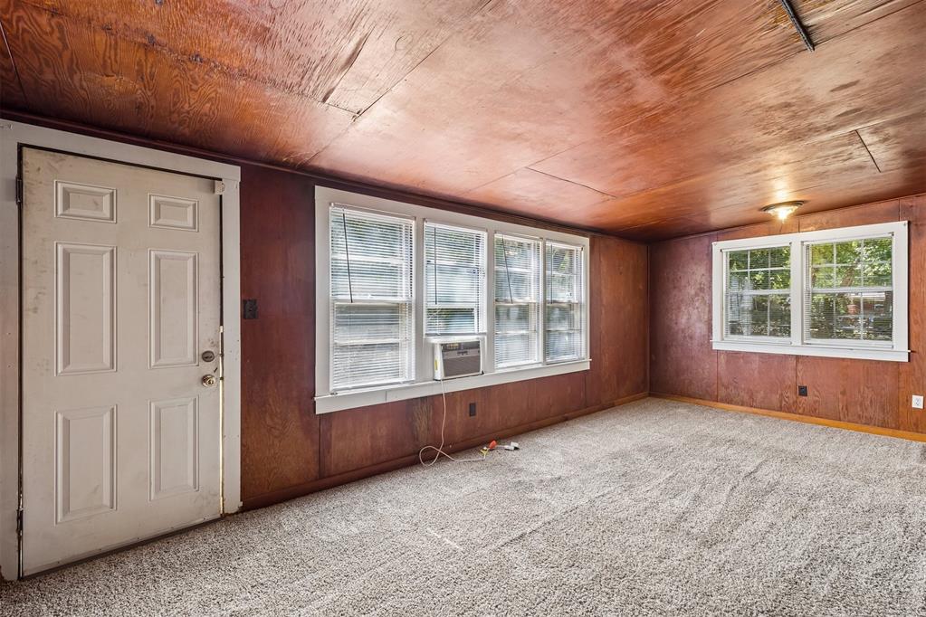 1404 Ne 39th Street Property Photo 25