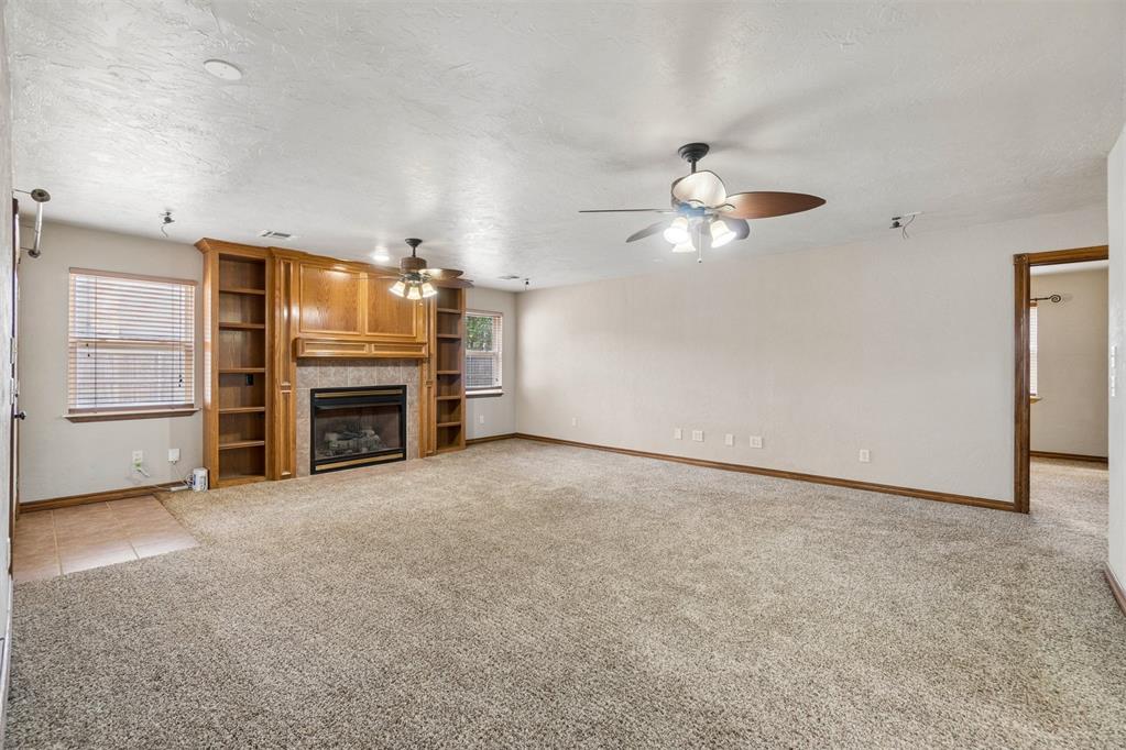 1353 W Cedarbrook Lane Property Photo 6