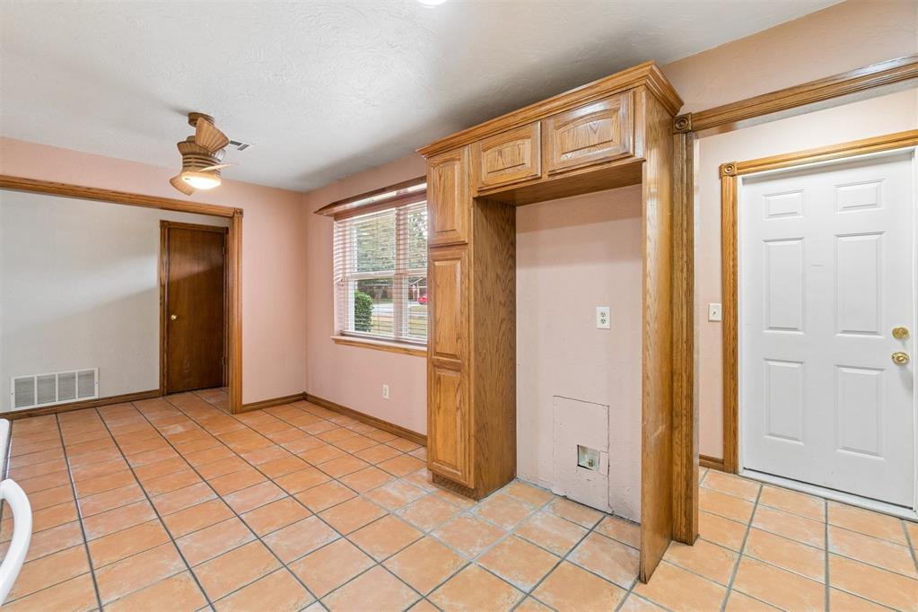 1353 W Cedarbrook Lane Property Photo 14
