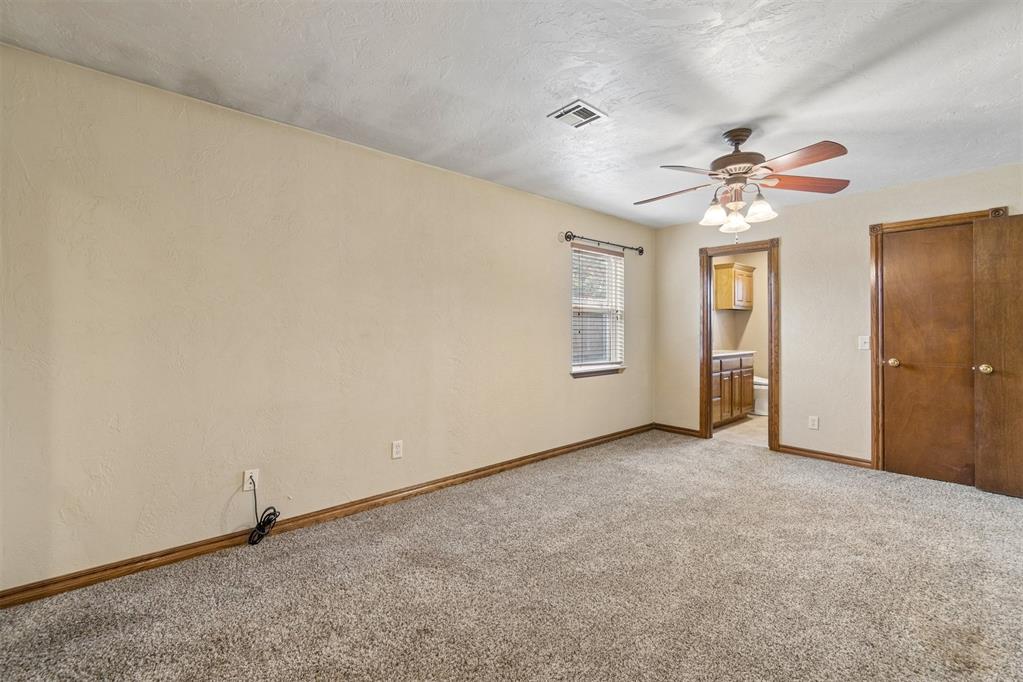 1353 W Cedarbrook Lane Property Photo 16
