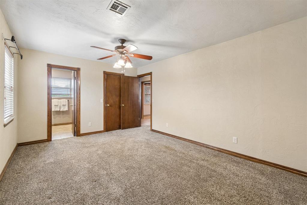 1353 W Cedarbrook Lane Property Photo 17