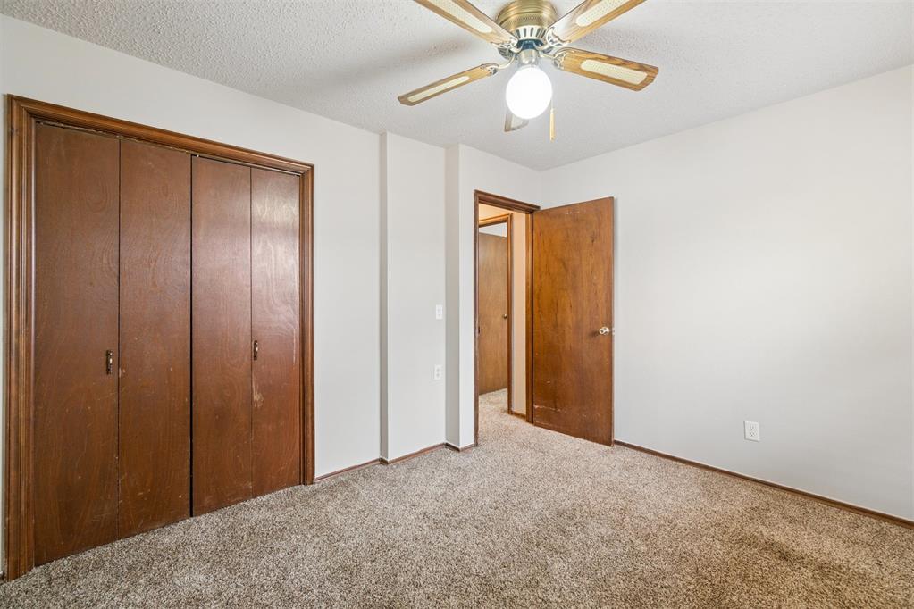 1353 W Cedarbrook Lane Property Photo 24