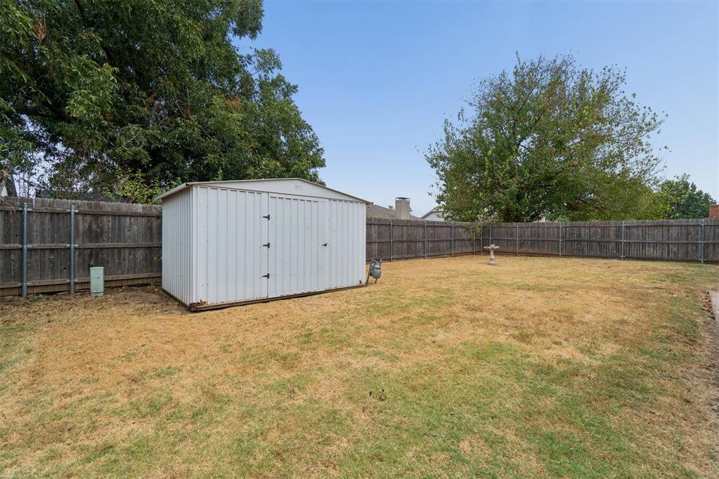 1353 W Cedarbrook Lane Property Photo 32