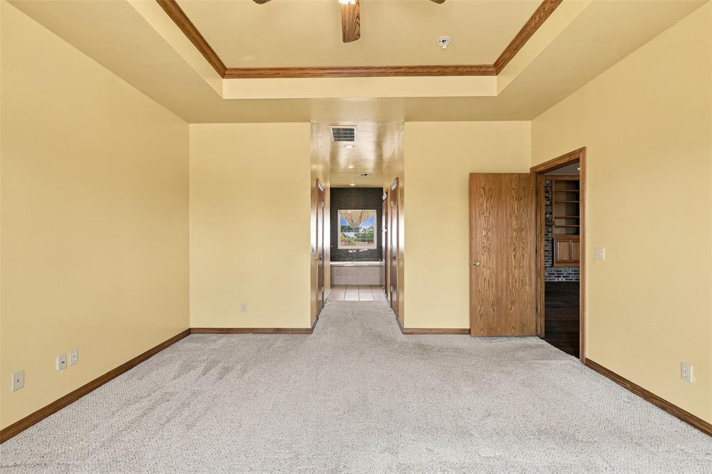 388 E County Road 1470 Property Photo 18