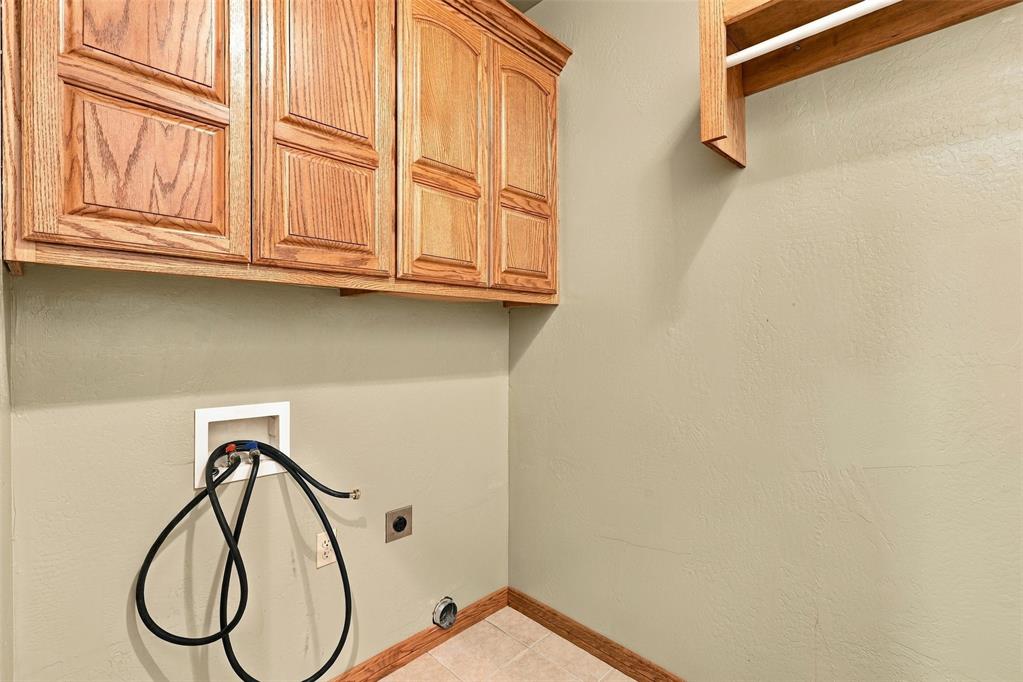 388 E County Road 1470 Property Photo 27