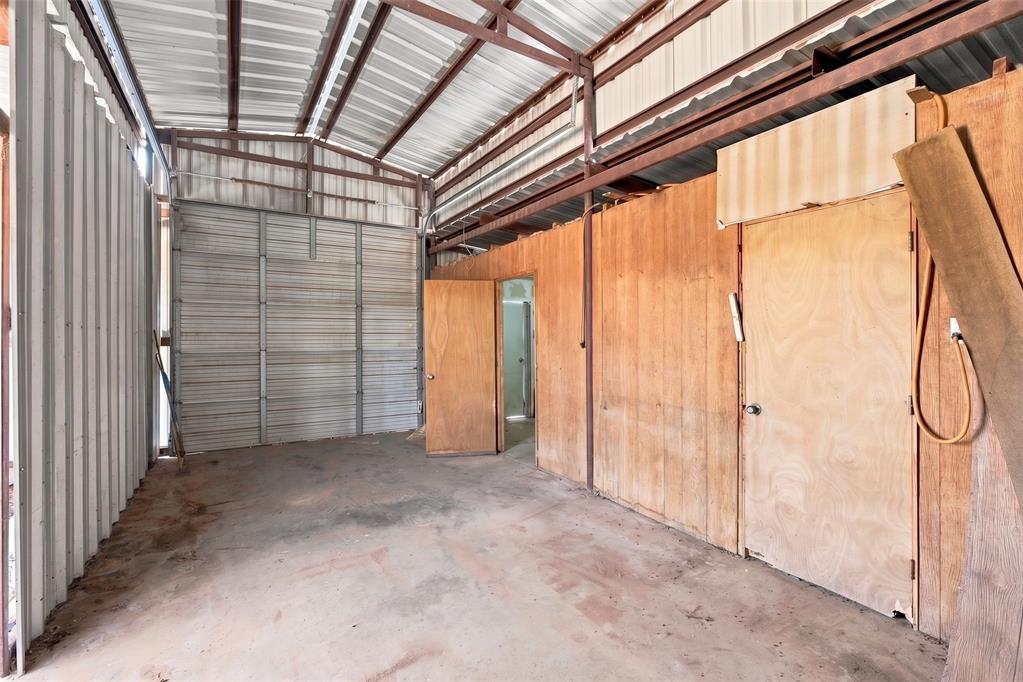 388 E County Road 1470 Property Photo 43