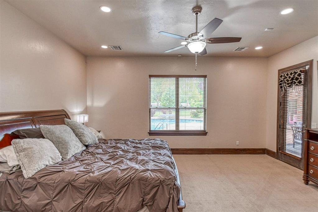 8825 Legacy Crossing Road Property Photo 11