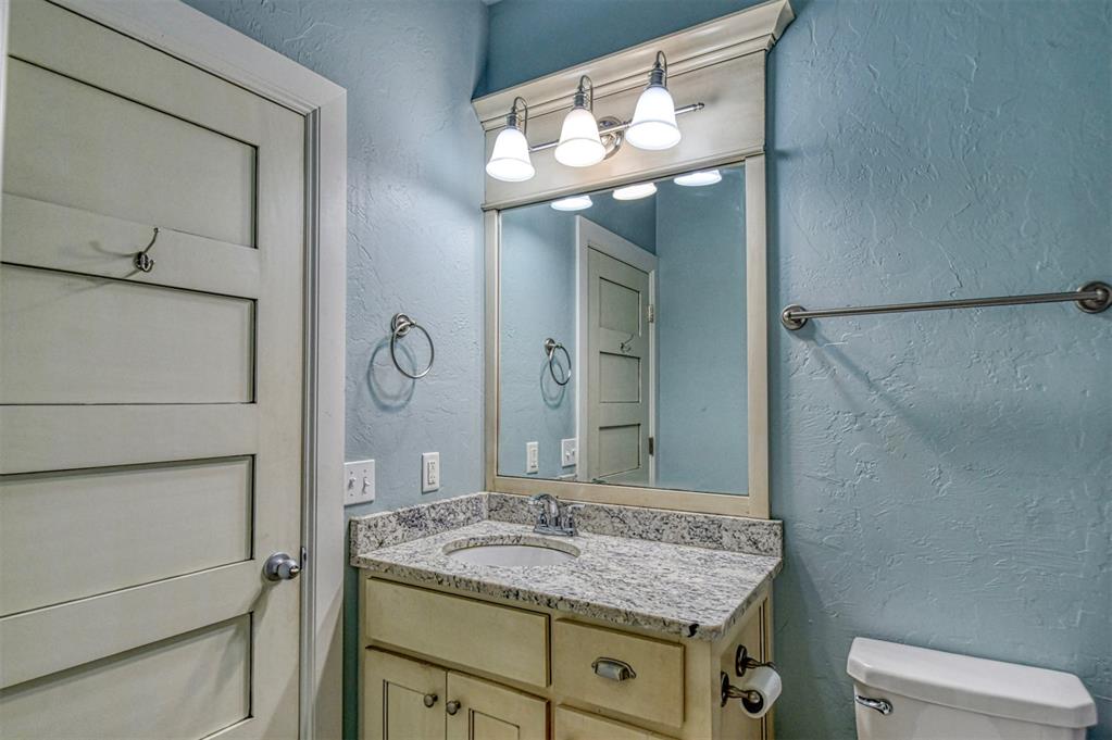 8825 Legacy Crossing Road Property Photo 18