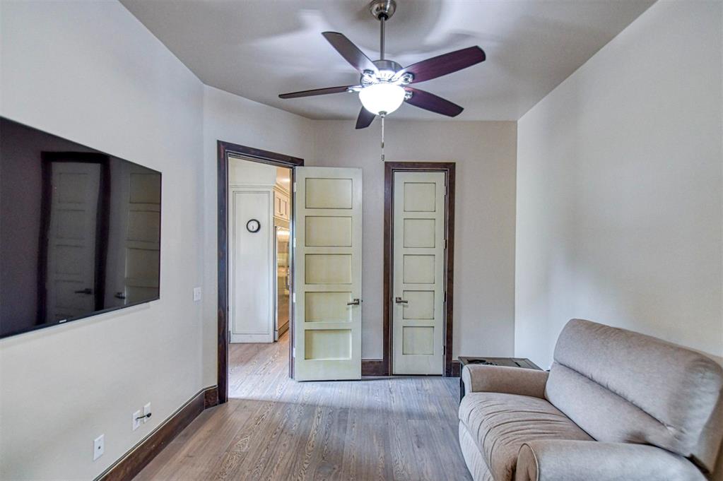 8825 Legacy Crossing Road Property Photo 22