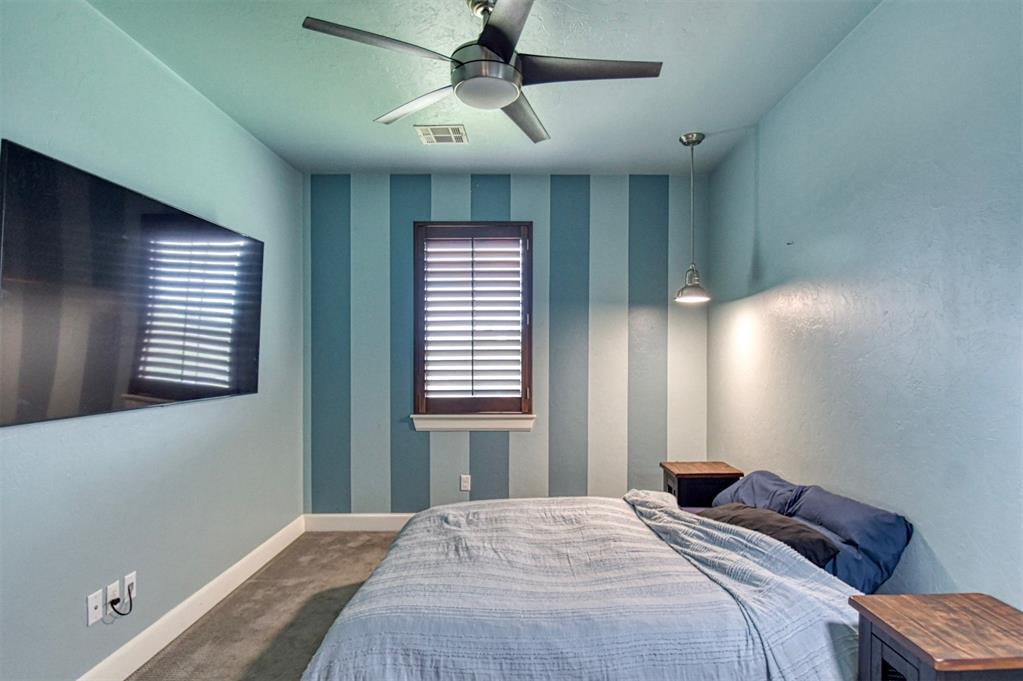8825 Legacy Crossing Road Property Photo 27