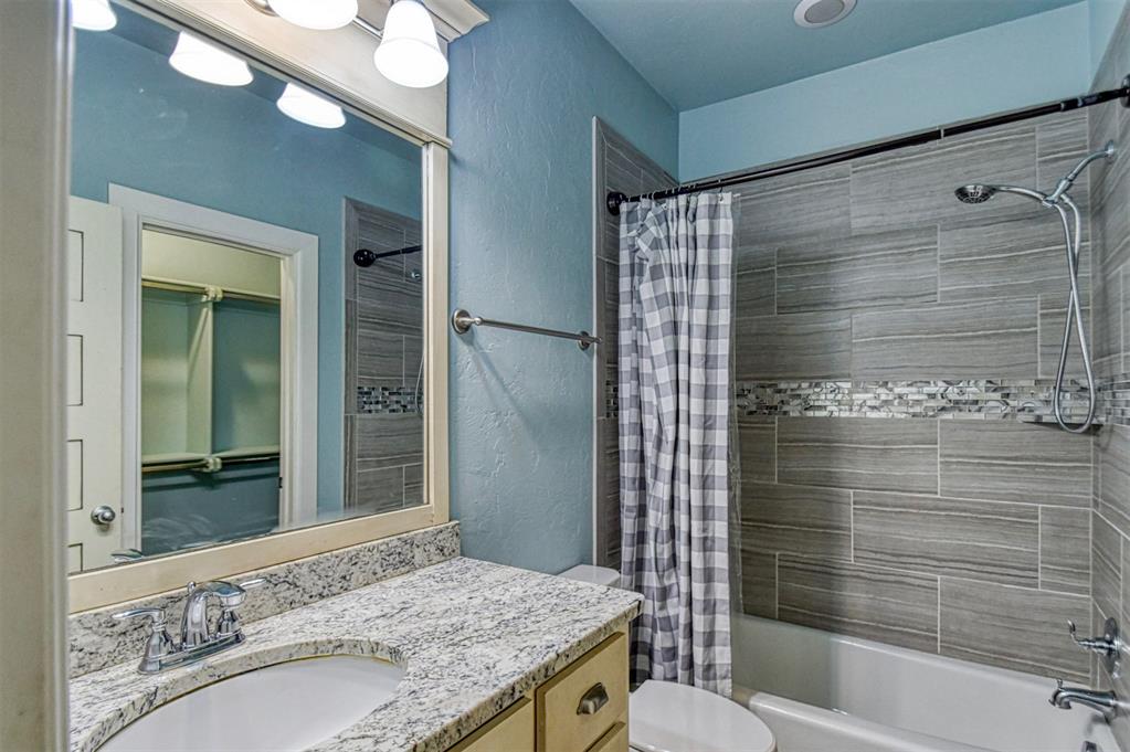 8825 Legacy Crossing Road Property Photo 28