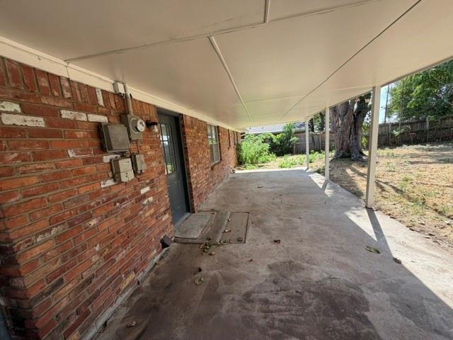 621 Timber Lane Property Photo 3