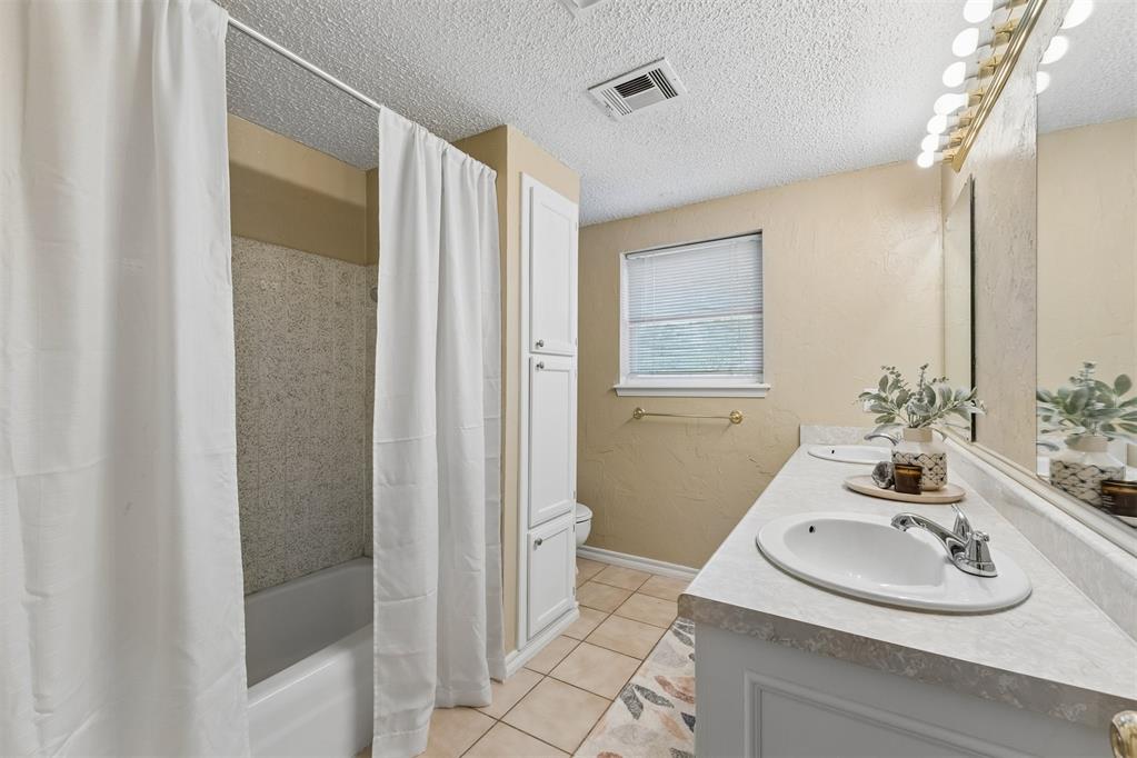 3600 N Tulsa Avenue Property Photo 16