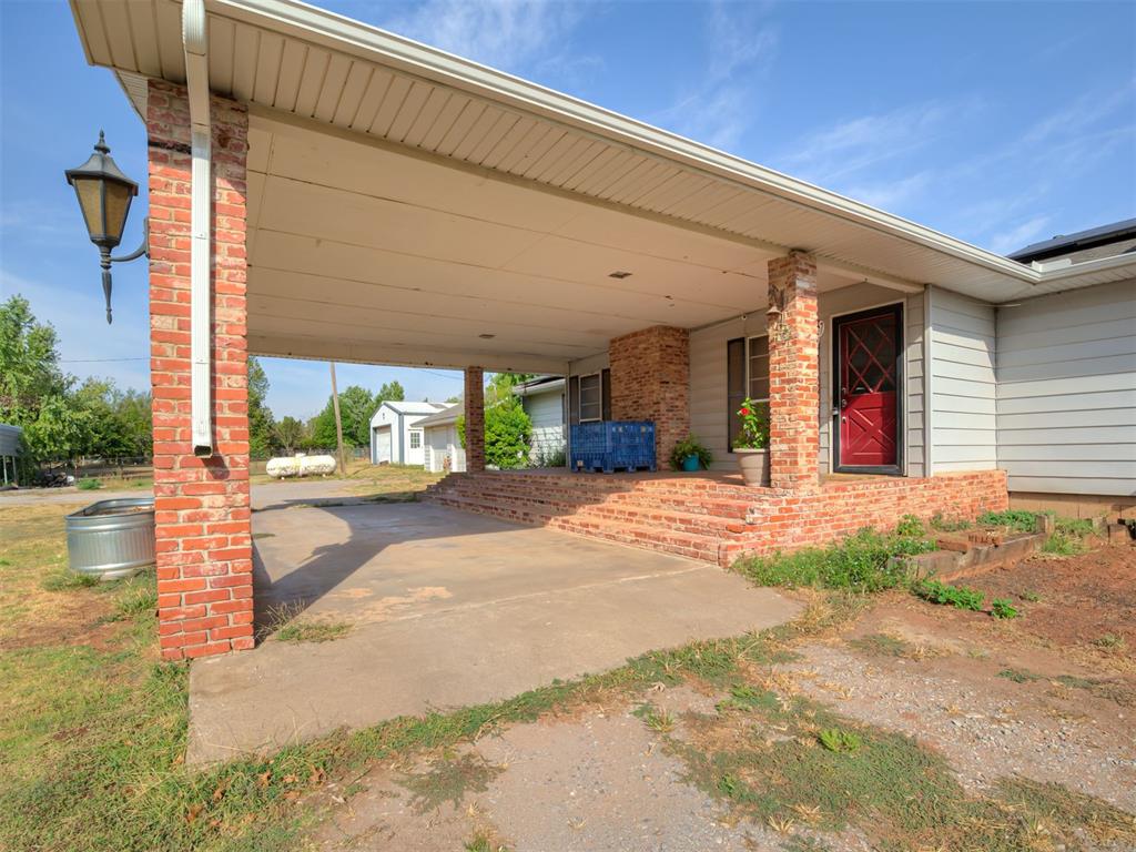2278 County Road 1270 Property Photo 3