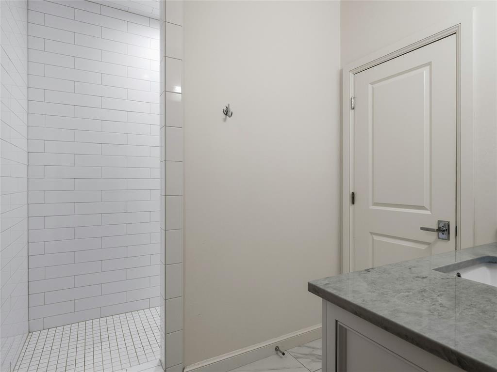 1115 Cumberland Court Property Photo 37