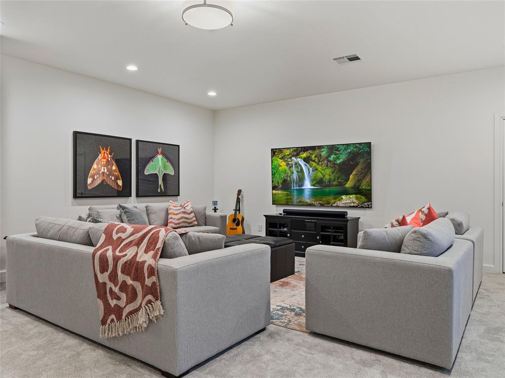 1115 Cumberland Court Property Photo 41
