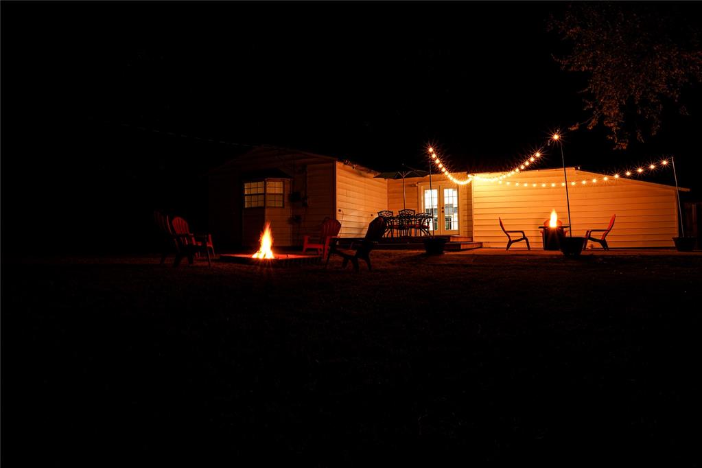 924 N Ash Street Property Photo 6