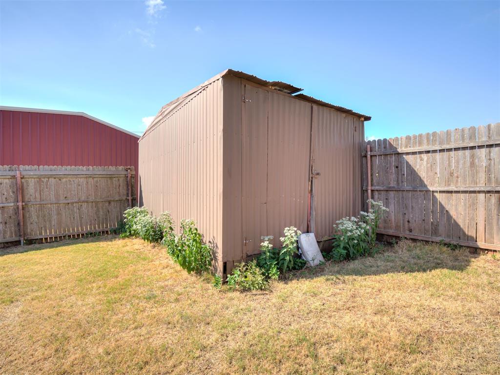 501 N Hogan Avenue Property Photo 19