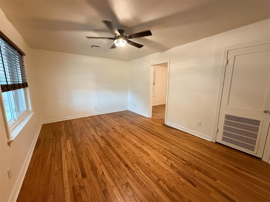 201 W Lockheed Drive Property Photo 7