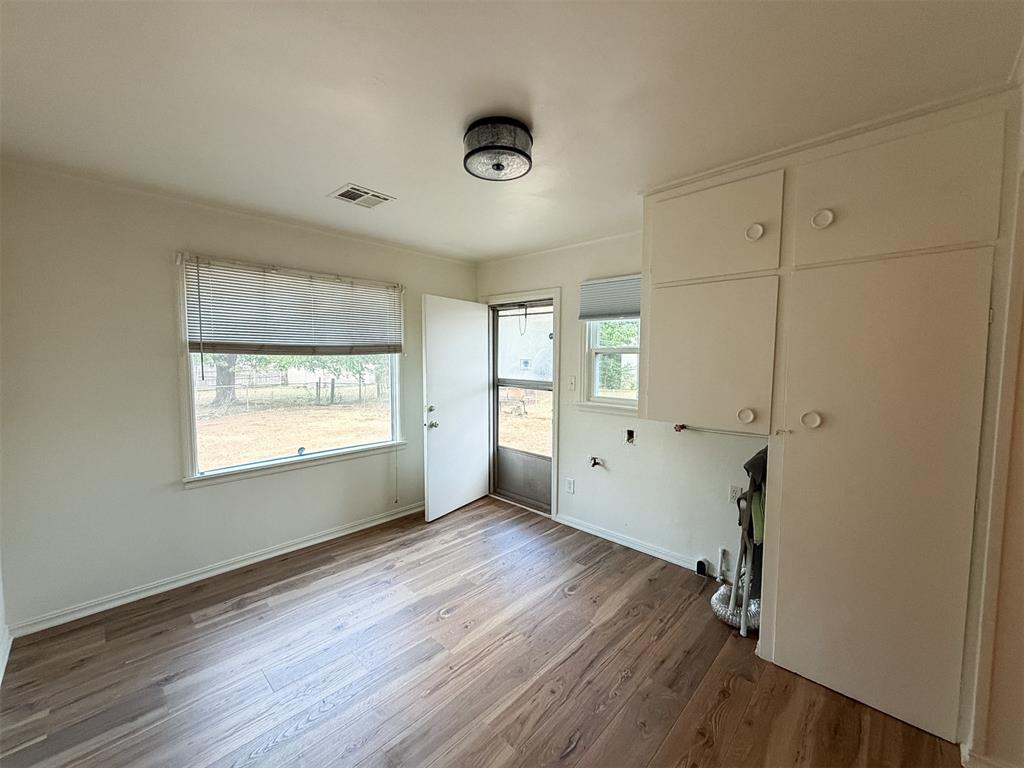201 W Lockheed Drive Property Photo 13