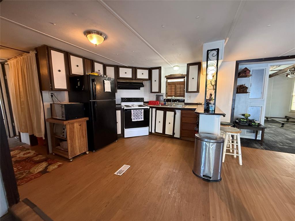 36441 Lakeside Drive Property Photo 6