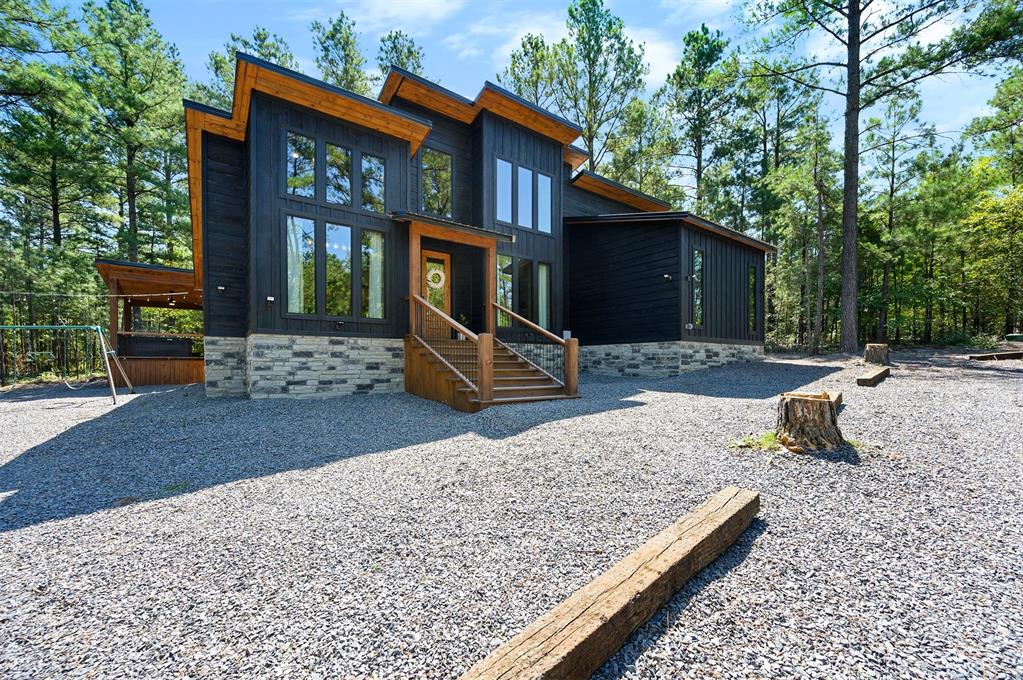 24 Boulder Court Property Photo 1