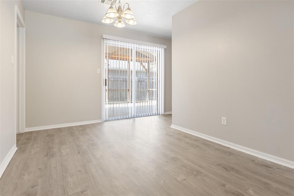 1342 Erie Avenue Property Photo 6