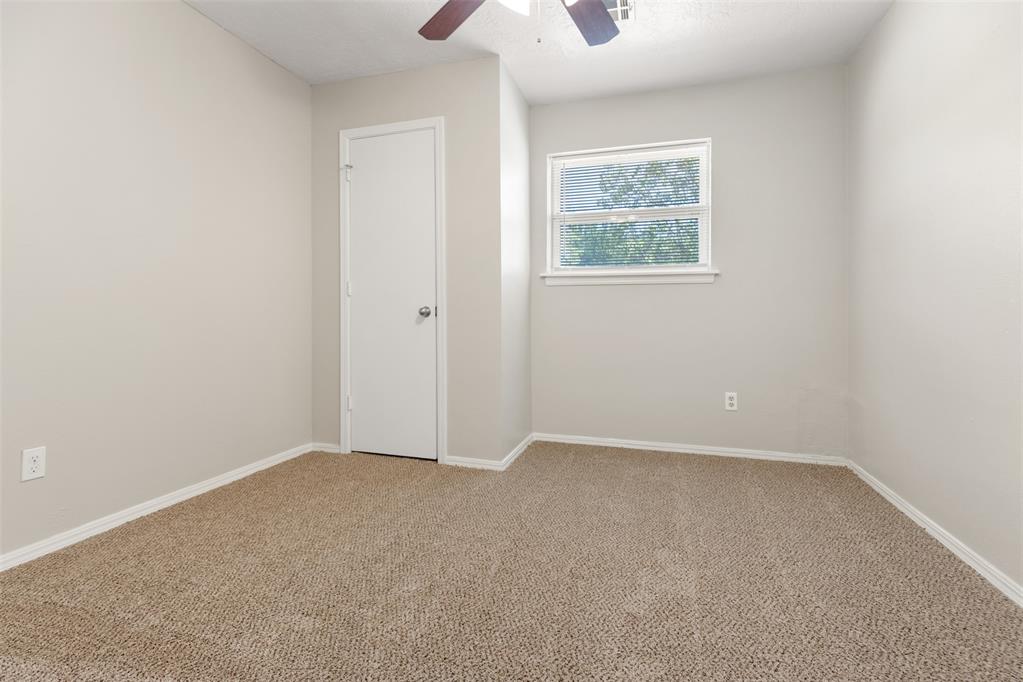 1342 Erie Avenue Property Photo 10