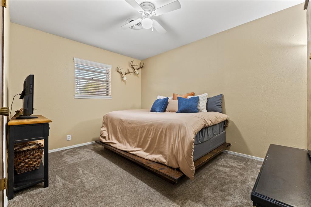 2001 E Serenade Street Property Photo 15