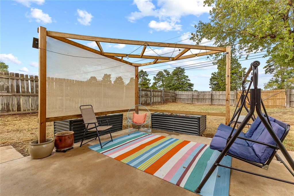 2001 E Serenade Street Property Photo 20