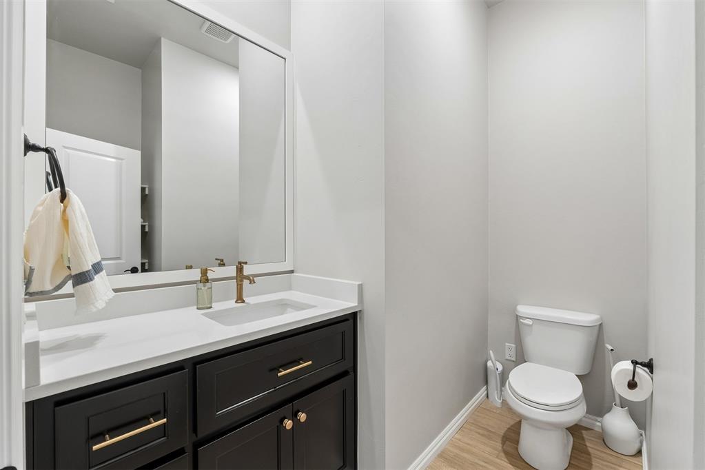 14108 Willow Lane Property Photo 29