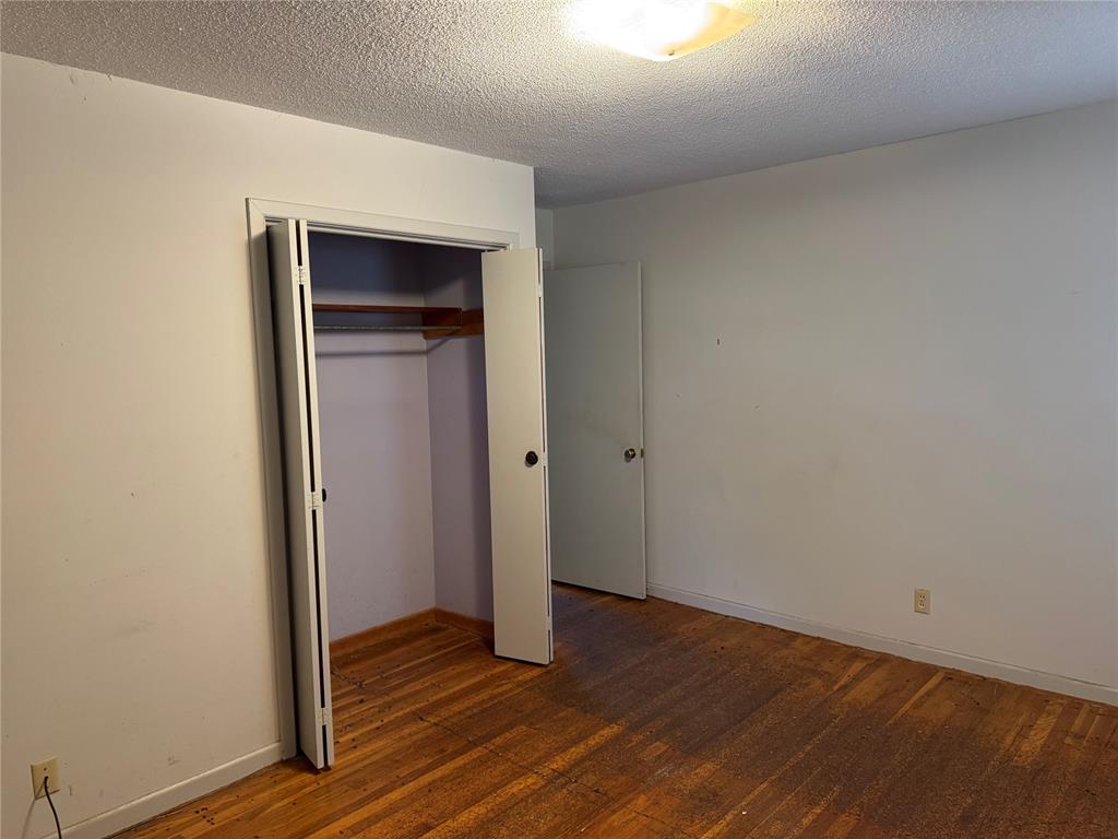 518 Lakeside Drive Property Photo 7