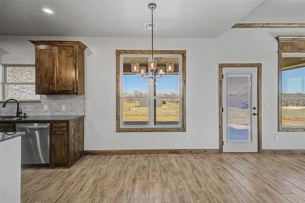 1185 Wolf Creek Drive Property Photo 12