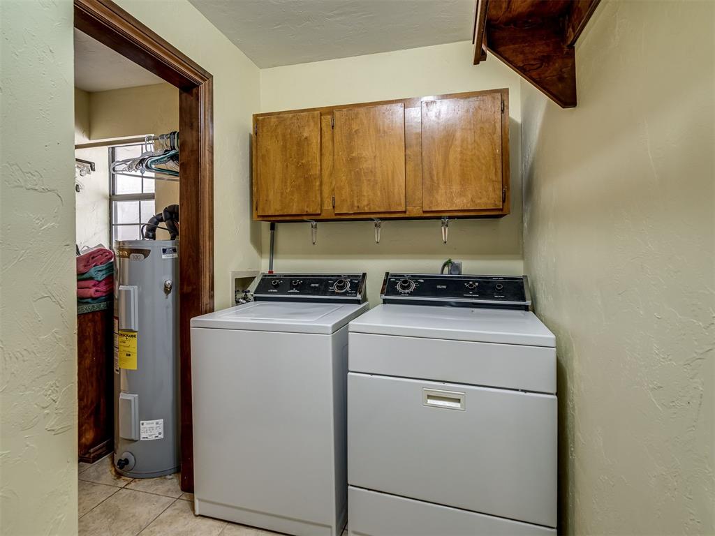 710 Deano Dr Property Photo 23