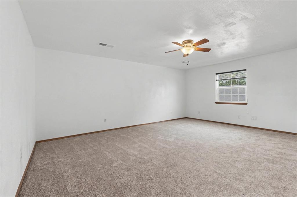 9301 Buttonwood Avenue Property Photo 22