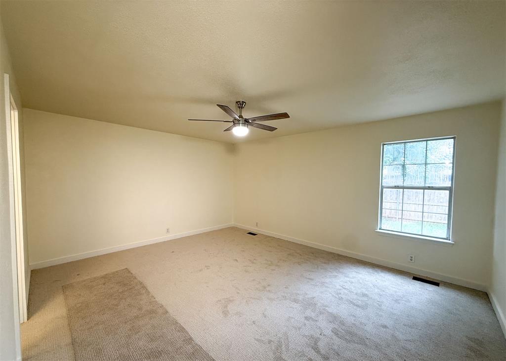 117 N Grand Fork Drive Property Photo 15
