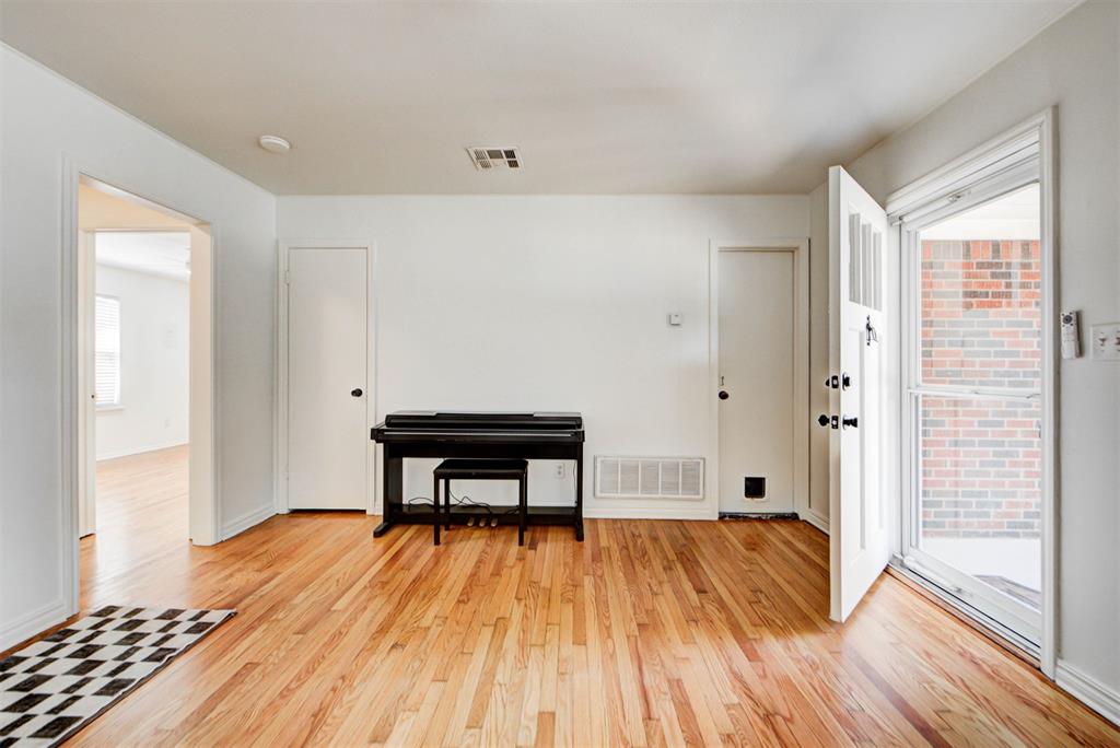 612 Nw 51st Street Property Photo 4