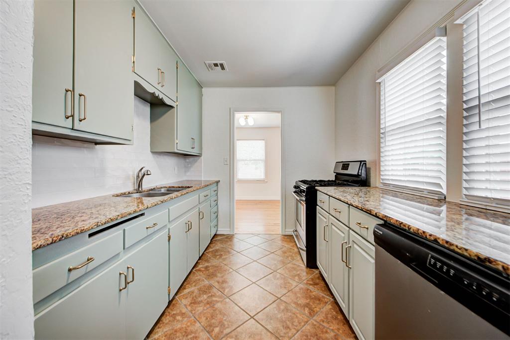 612 Nw 51st Street Property Photo 11
