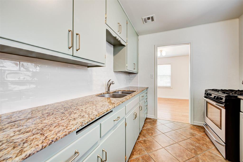 612 Nw 51st Street Property Photo 12