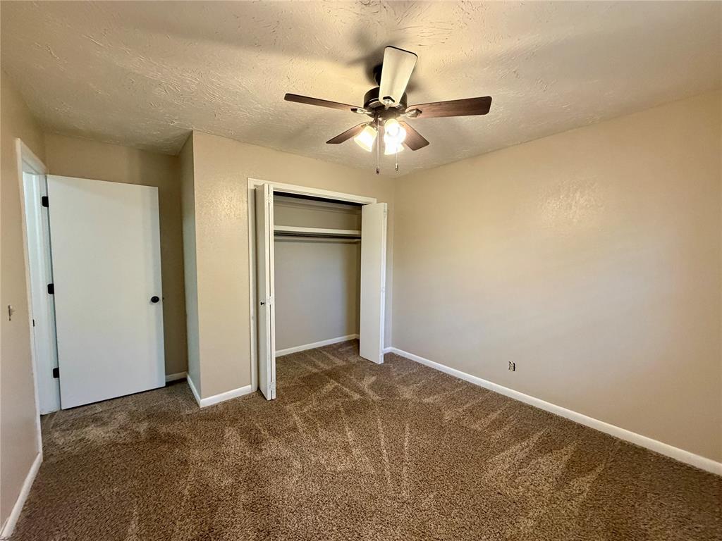 1102 Walnut Street Property Photo 10