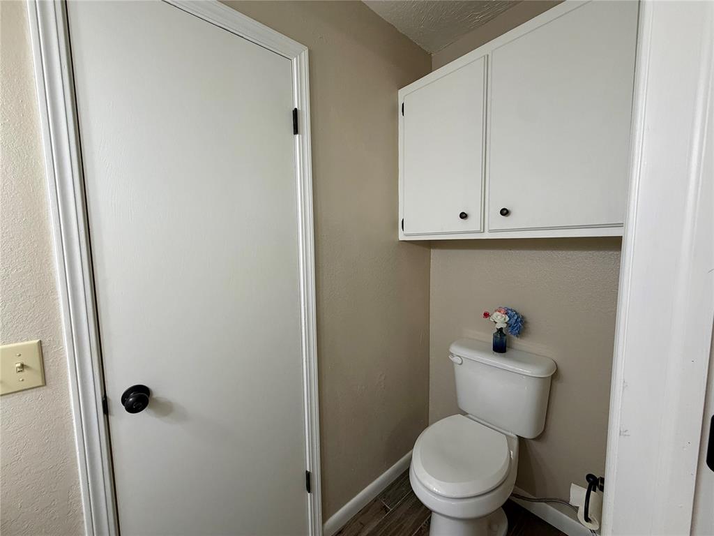1102 Walnut Street Property Photo 12