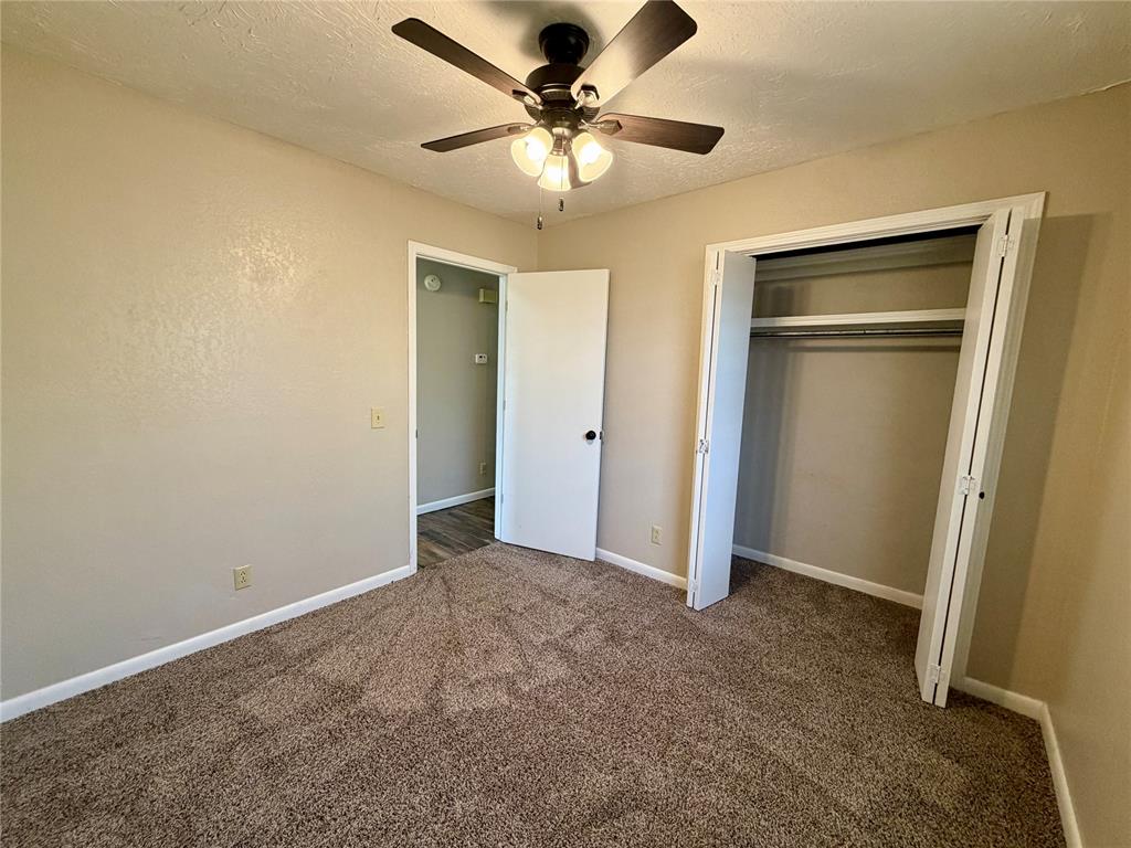 1102 Walnut Street Property Photo 14