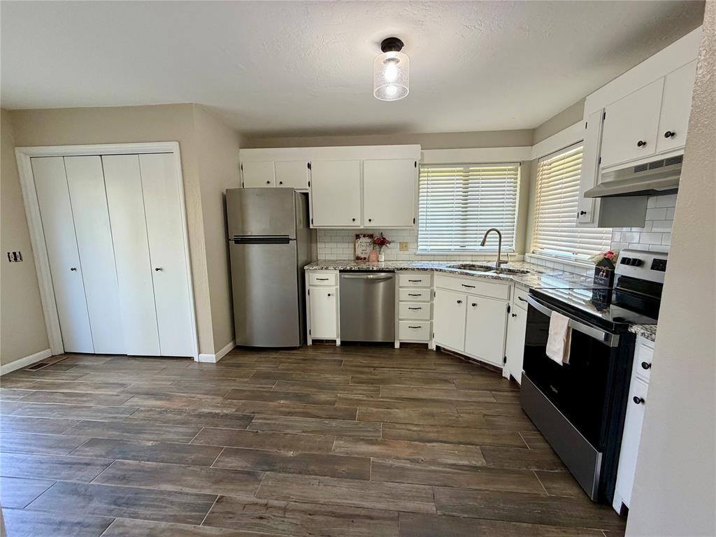 1102 Walnut Street Property Photo 15