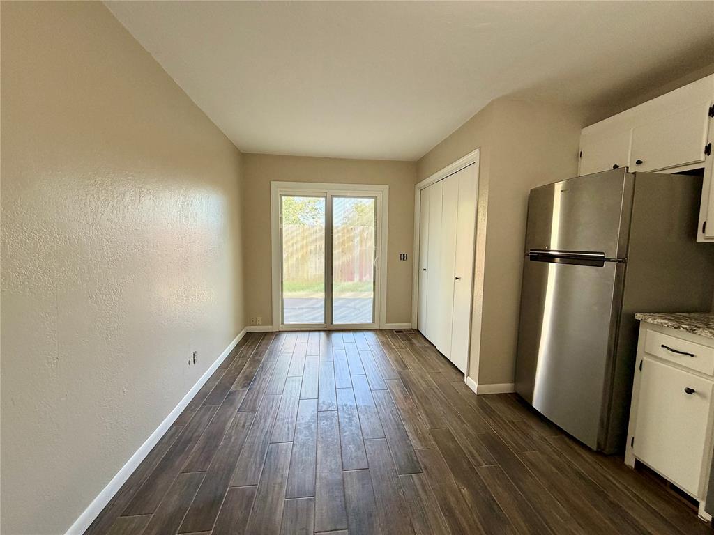 1102 Walnut Street Property Photo 18