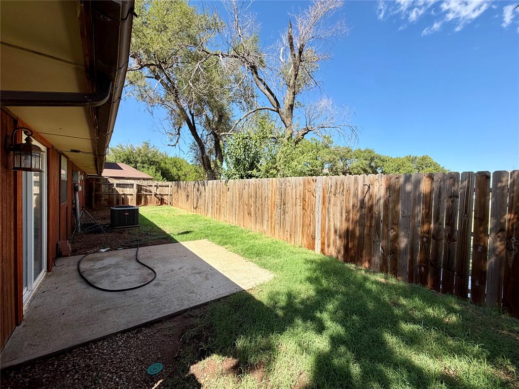 1102 Walnut Street Property Photo 21