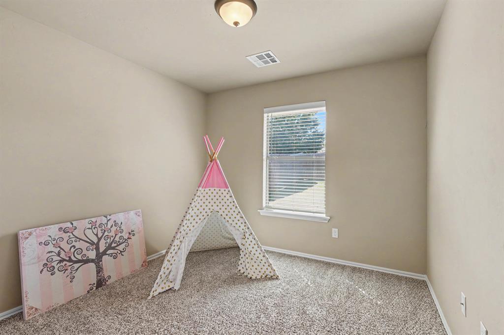 709 Bobcat Trail Property Photo 19