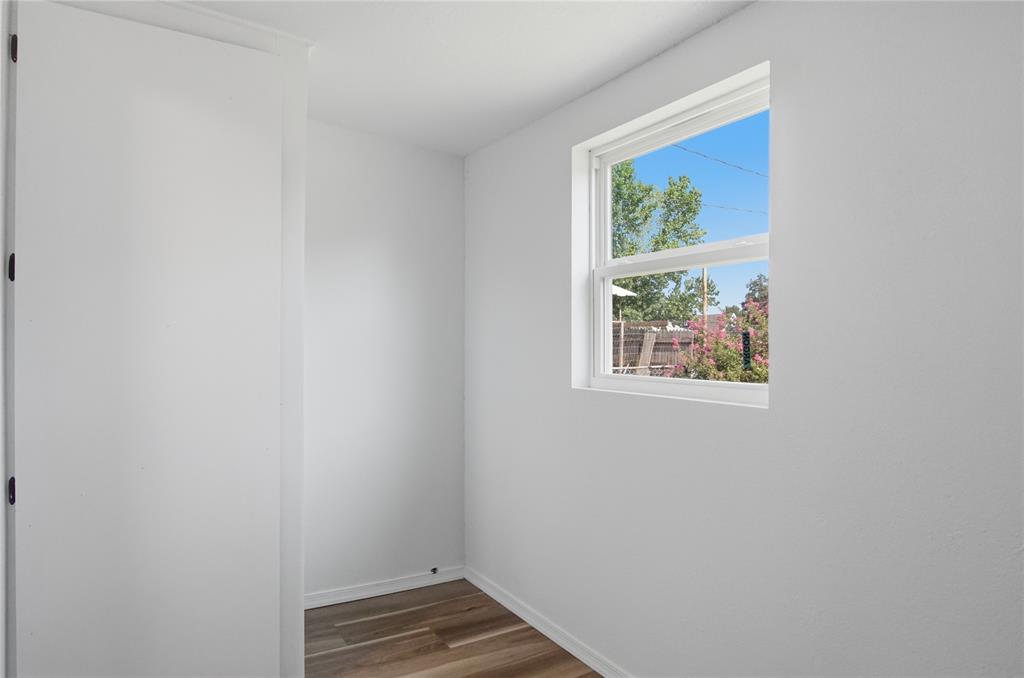 1041 Sw 33rd Street Property Photo 3
