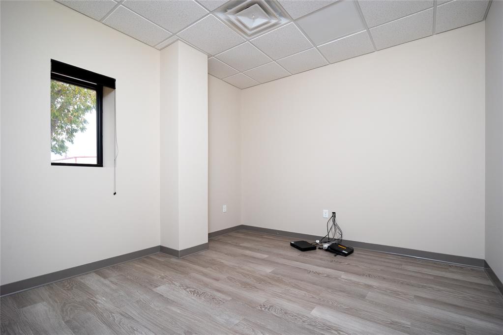 6800 Main Street Property Photo 14