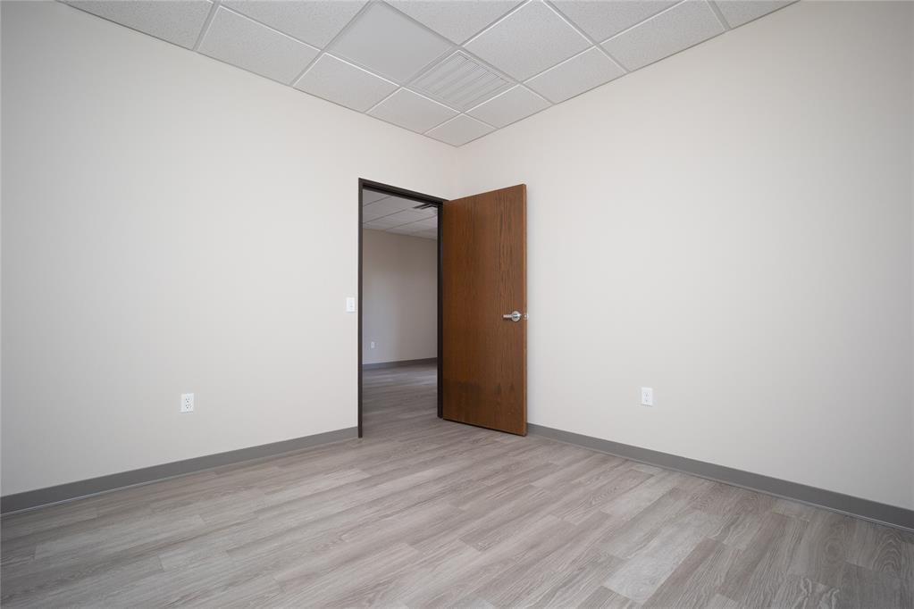 6800 Main Street Property Photo 17